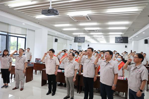 9731656582691777.jpg 2022年七一表彰6.jpg